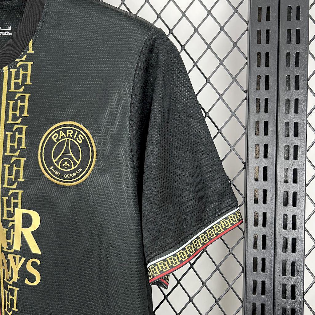 Maillot PSG 2025/26 Le 12 -ème Maillot, vue de face avec logo du club et détails du design.