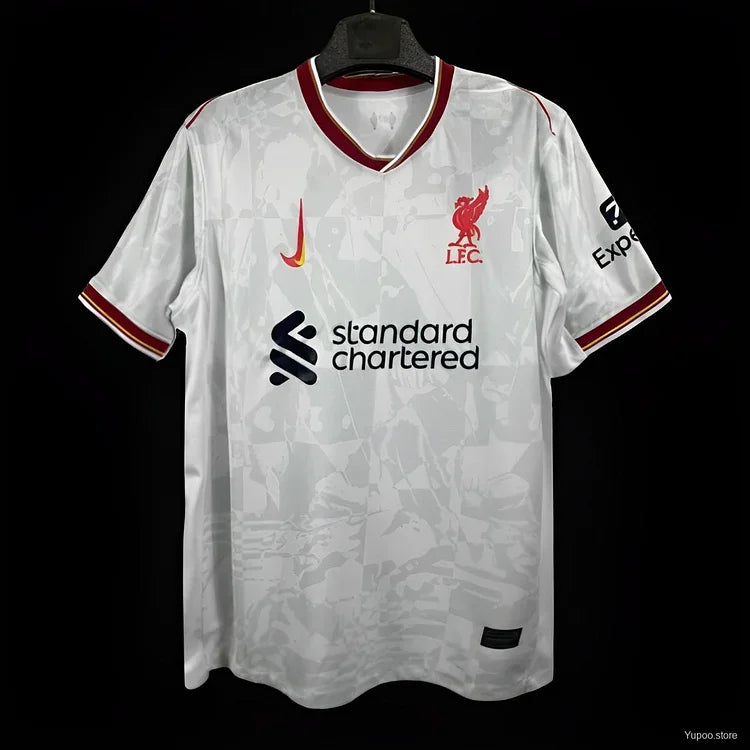 Maillot Liverpool saison 2023-2024 troisième version de joueur, marque Le 12-ème Maillot, vue de face avec logo et détails du maillot