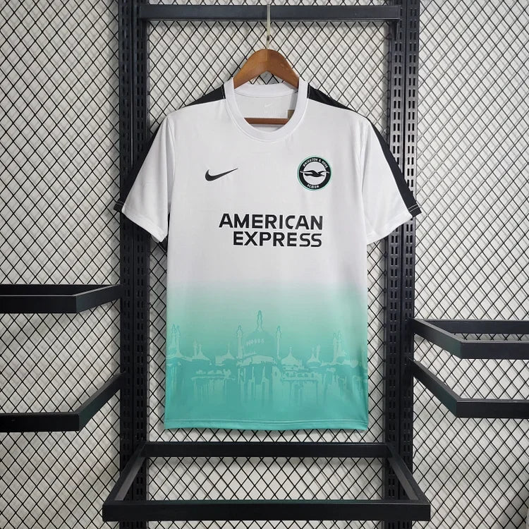 Maillot Brighton saison 2023-2024 third, Le 12 -ème Maillot, vue de face avec logo et design coloré sur le maillot de football.