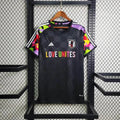 Maillot Japon 2024 « Love Unites » de Le 12 -ème Maillot, vue frontale, détails du design bleu et blanc avec logo officiel.