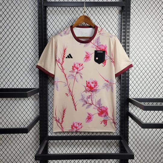 Maillot de football Japon 2024/25 Le 12 -ème Maillot, design concept avec logo et motifs sportifs visibles.