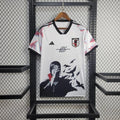 Maillot Japon Concept 2024 Édition Itachi de Le 12 -ème Maillot, vue de face avec design noir et rouge, logo et motifs Itachi.