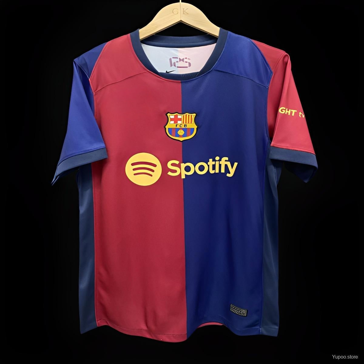 Maillot domicile 2024/2025 du FC Barcelone par Le 12 -ème Maillot, vue front avec logo et détails du maillot.