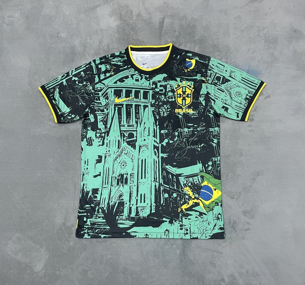 Maillot de football Brésil 24/25 Le 12ème Maillot, design spécial avec couleurs vives et logo officiel, vue frontale.