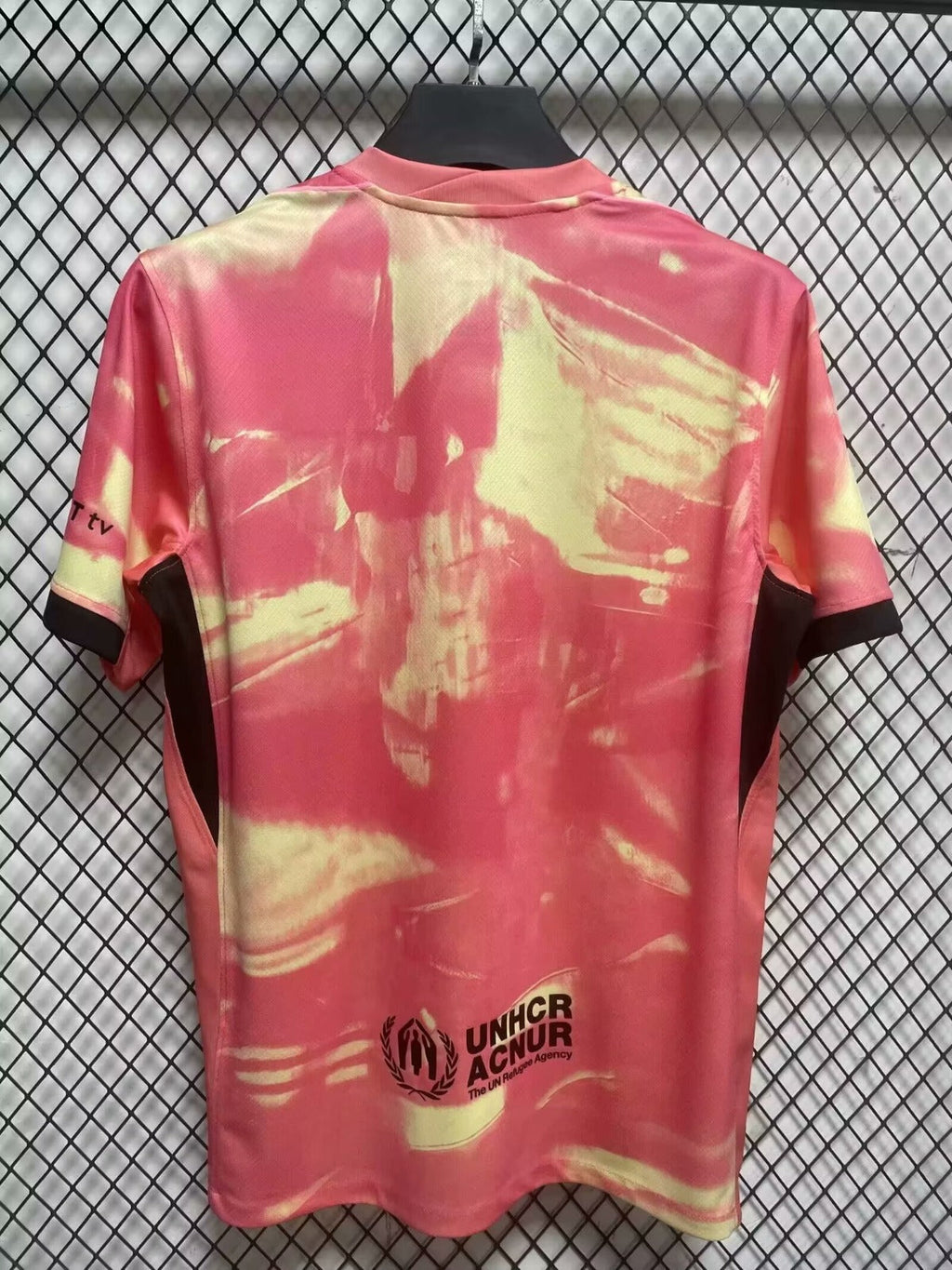Maillot de football Barcelone 24/25 rouge, marque Le 12 -ème Maillot, vue de face avec logo et détails du maillot.