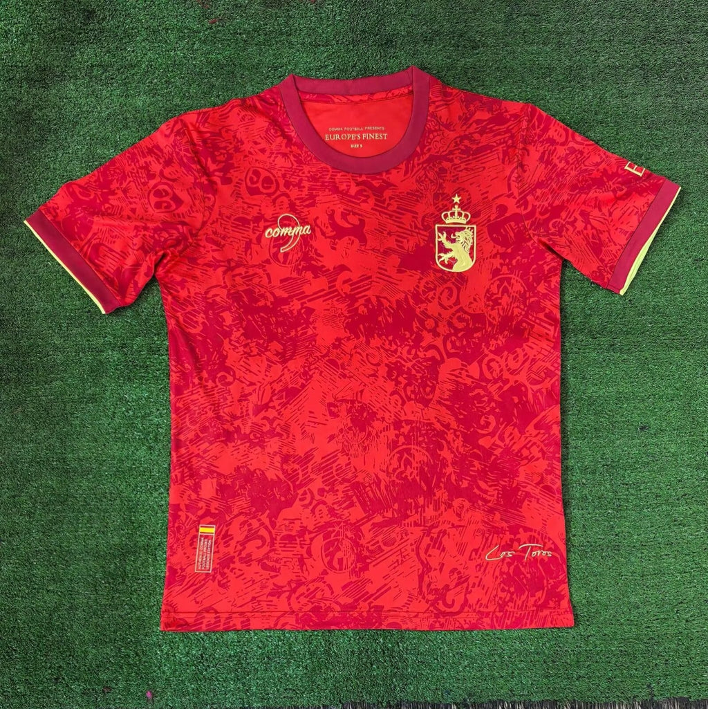 Maillot 24/25 Espagne Le 12, maillot de football avec logo officiel, couleurs rouge et jaune, vue front de l'équipe nationale.