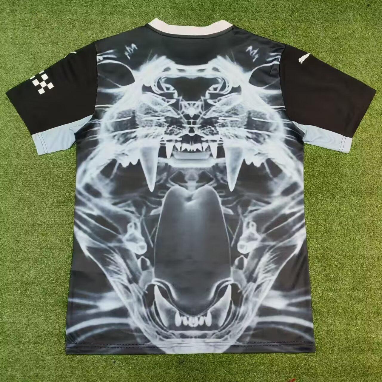 Maillot Manchester City 25/26 Le 12 -ème Maillot, maillot de football avec logo et design officiel visible.