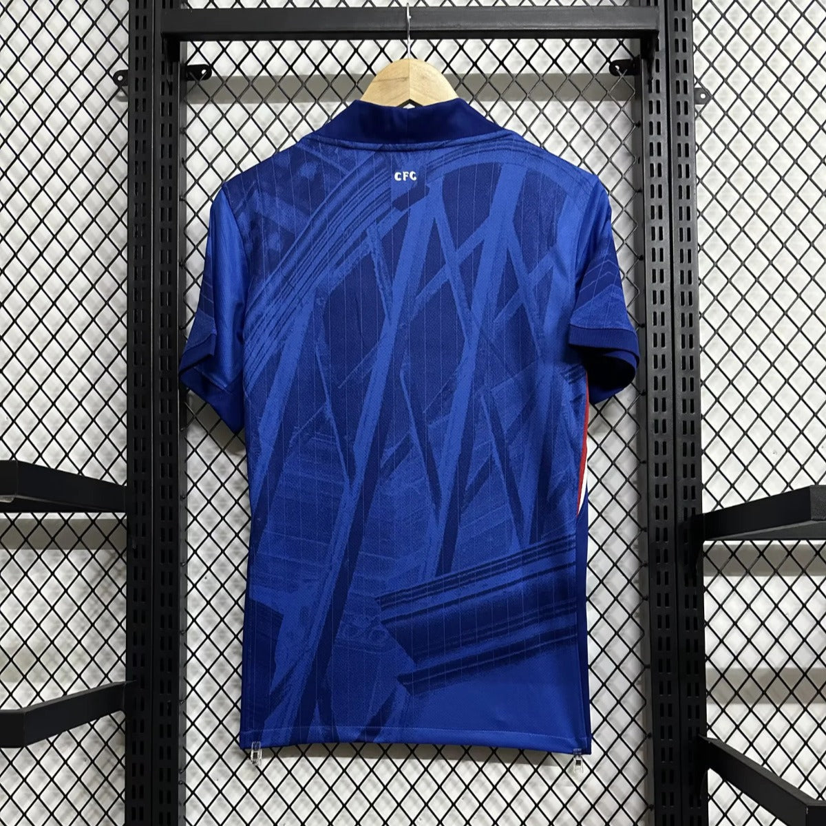 Maillot domicile Chelsea 2025/26 Le 12 -ème Maillot, maillot de football avec logo et couleurs officielles.