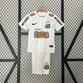 Ensemble pour enfant Santos de la marque Le 12 -ème Maillot, comprenant un maillot et un pantalon assortis, en coton.
