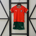 Ensemble enfant Portugal Le 12 -ème Maillot, maillot et short assortis pour enfants, coloris bleu et vert.