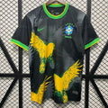 Maillot 24/25 Brésil spécial E de Le 12, maillot de football avec logo et design du Brésil, vue de face.