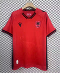 Maillot de football Albanie 25/26, marque Le 12 -ème Maillot, vue de face avec détails du design.