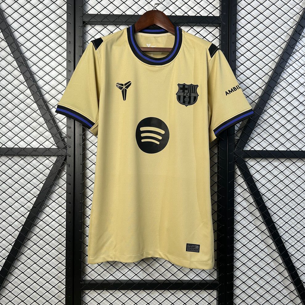 Maillot extérieur Barcelone 25/26 de Le 12 -ème Maillot, maillot de football avec logo et design du club, vue de face