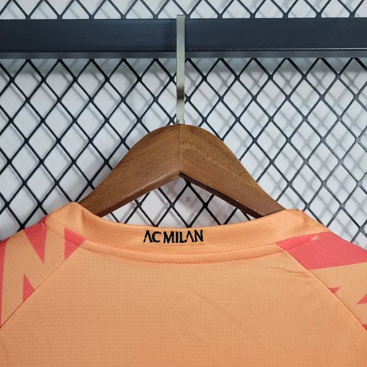 Maillot gardien AC Milan 2023 2024 Le 12-ème Maillot, maillot de football avec logo et design distinctif pour gardien.