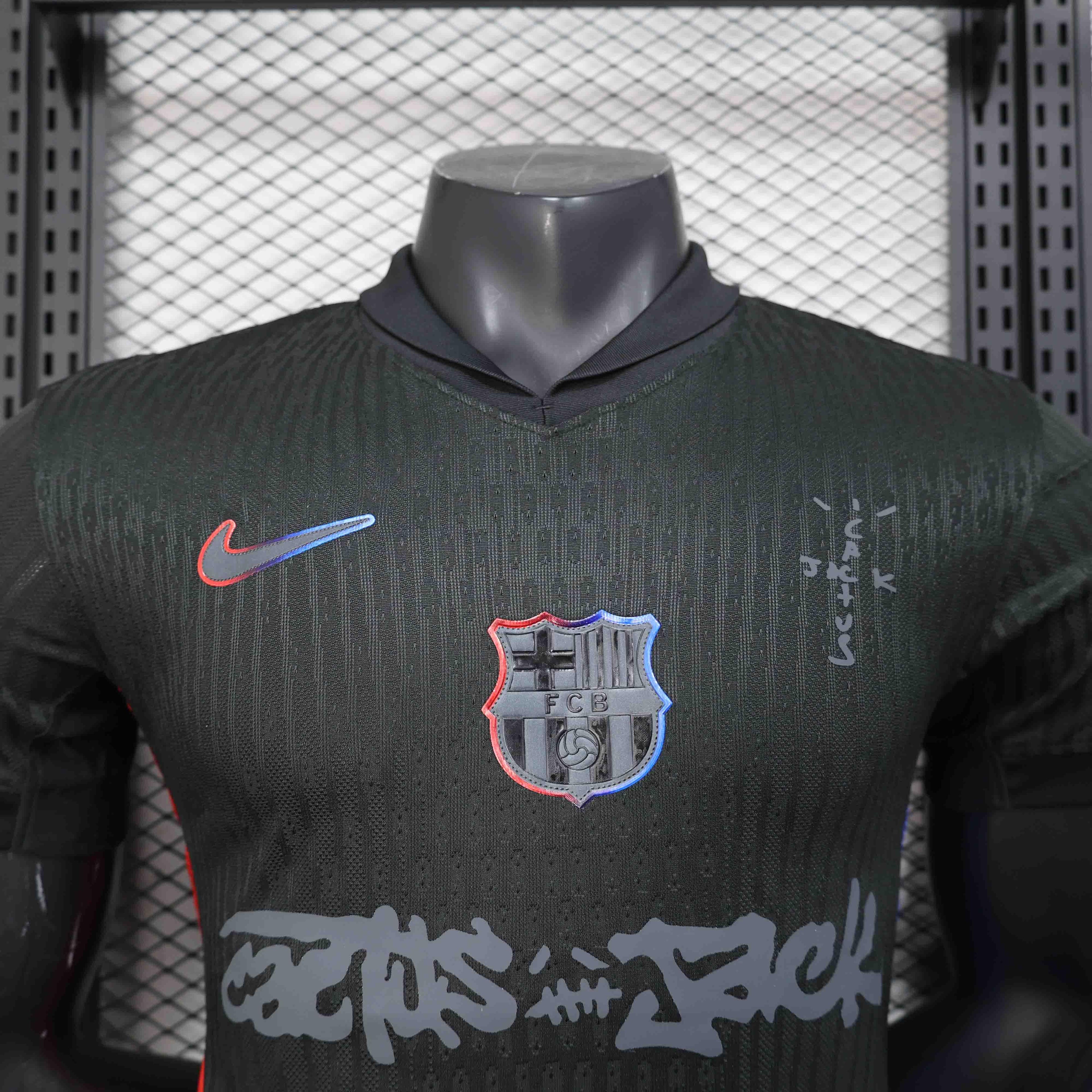 Maillot concept FC Barcelone 2024-25 Le 12, maillot de football avec design innovant, vue de face.