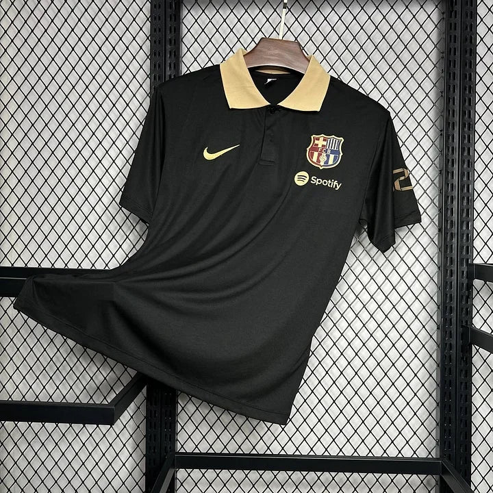 Maillot d'entraînement FC Barcelone 2024-2025 Le 12-ème Maillot, maillot de football avec logo et détails sportifs.