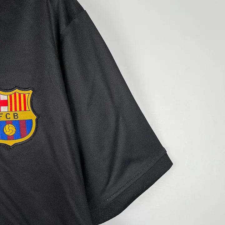 Maillot de football FC Barcelone 2023-2024 Le 12ème, vue de face avec logo et design moderne, destiné aux supporters du club.