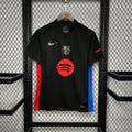 Maillot extérieur 24/25 Barcelone Le 12 -ème Maillot, maillot de football avec logo et design officiel, vue de face.