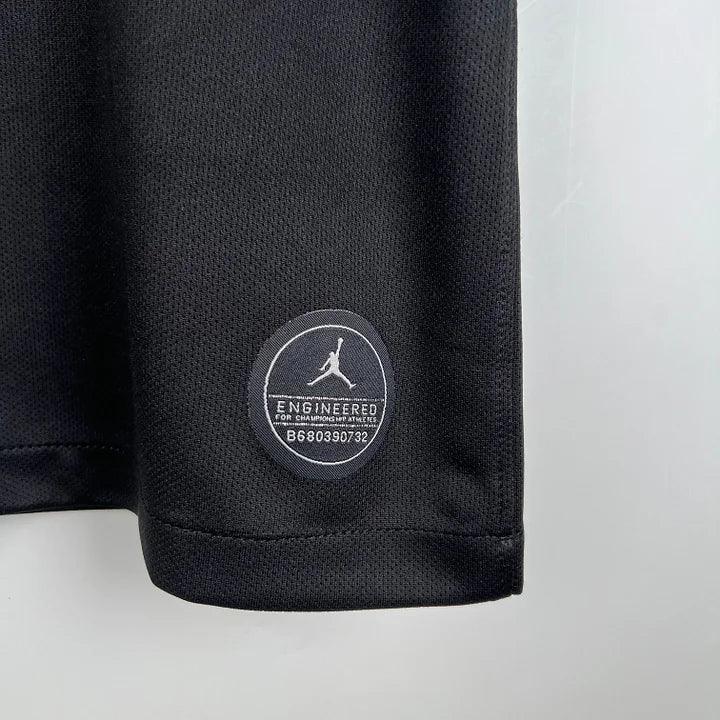 Maillot Paris Retro 2018 2019 de Le 12-ème, maillot de football avec logo et design vintage, vue de face.