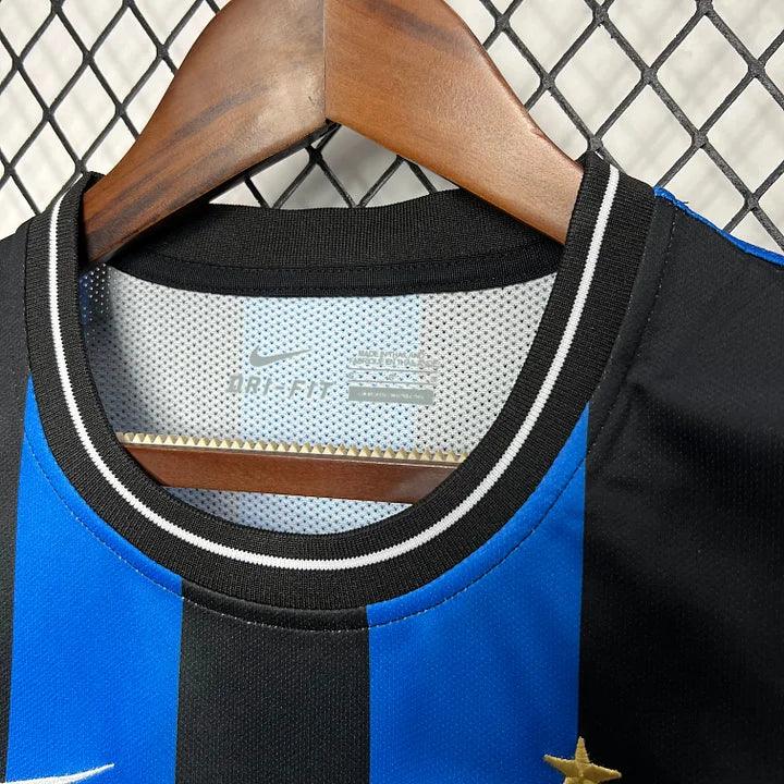 Maillot rétro Inter Milan 2009 FINALE UCL Le 12, maillot de football vintage avec logo et détails de l'équipe.