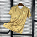 Maillot d'entraînement Real Madrid 2025-26, marque Le 12 -ème Maillot, vue du devant avec logo et design sportif.