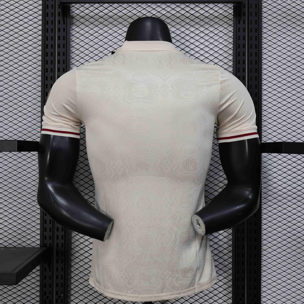Maillot Bayern Munich Concept 2025-26 de Le 12 -ème Maillot, vue du devant avec logo et détails du design.