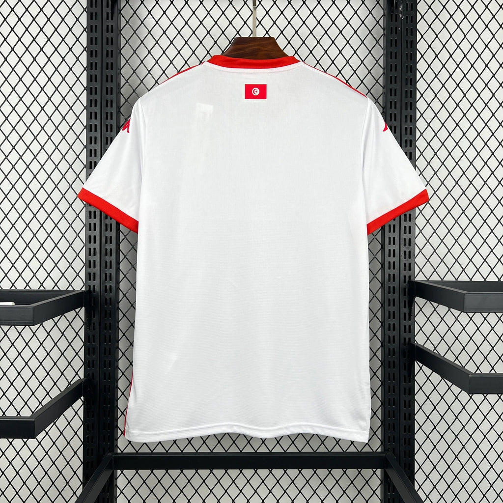 Maillot extérieur de la Tunisie pour la Coupe du Monde 2026, fabriqué par Le 12 -ème Maillot, vue de face avec détails du design.