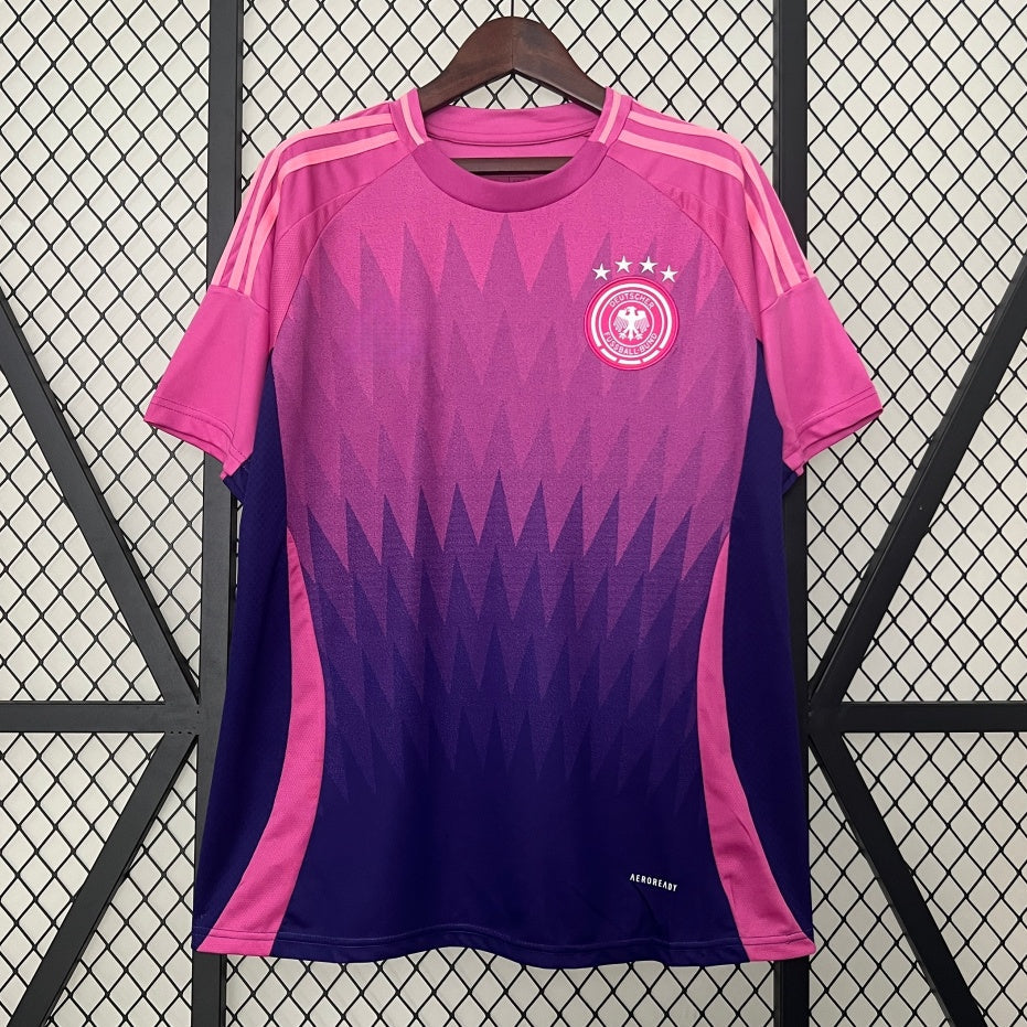 Maillot away 2024 de l'Allemagne, marque Le 12 -ème Maillot, vue front avec logo et détails du maillot de football.