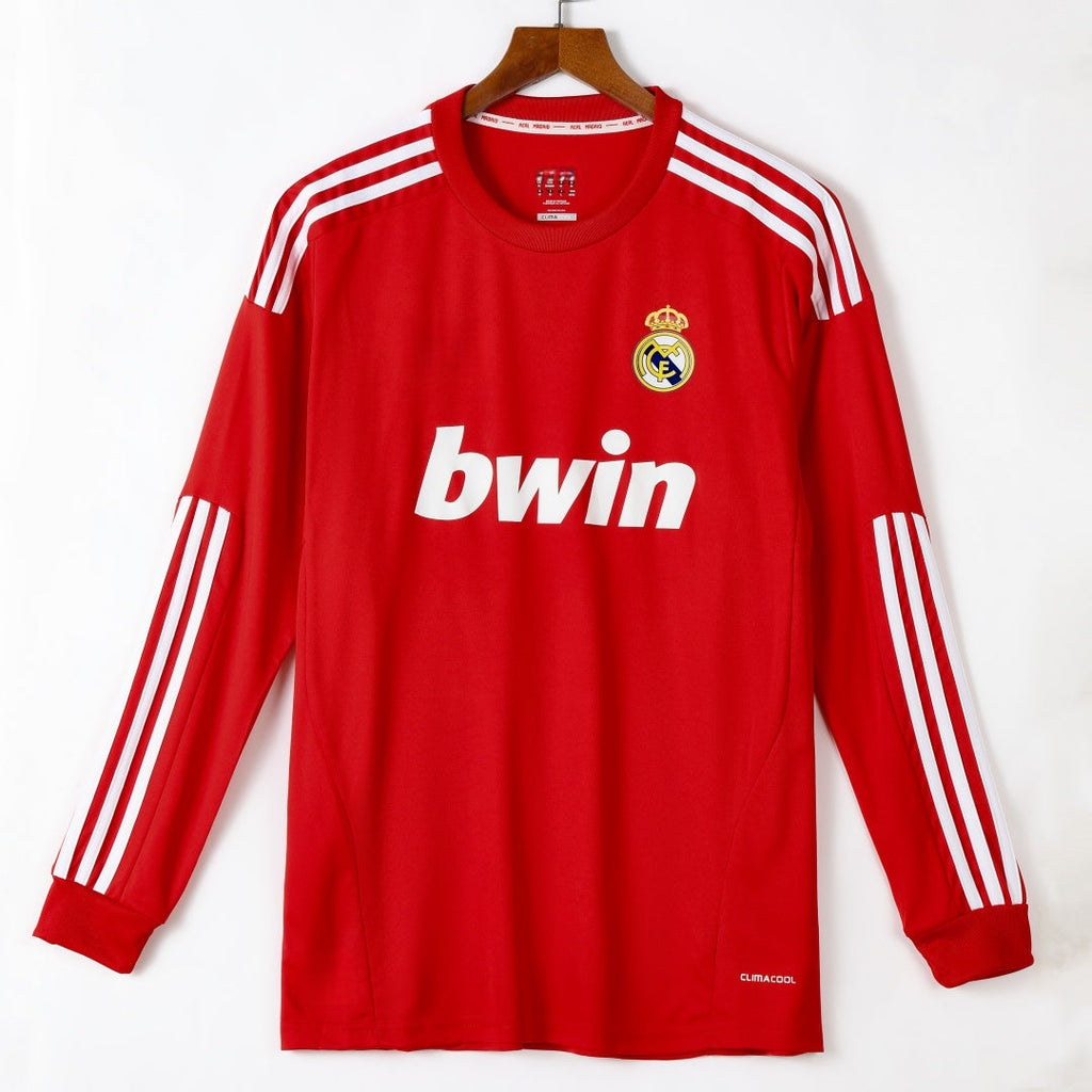 Maillot rétro à manches longues du Real Madrid 2011-2012, marque Le 12-ème Maillot, en bleu et blanc avec logo du club