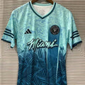 Maillot concept Inter Miami 2025-26, marque Le 12-ème, avec design moderne et logo de l'équipe, vue de face.