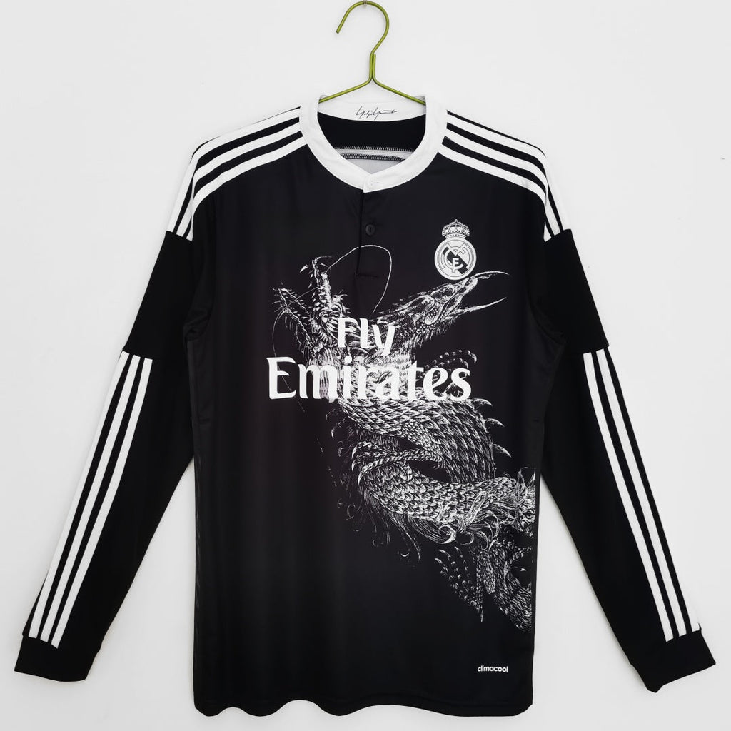 Maillot rétro Real Madrid third à manches longues Le 12-ème Maillot, design vintage blanc avec logo et détails du club.