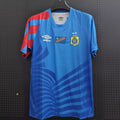 Maillot domicile 24/25 du Congo de la marque Le 12 -ème Maillot, vue front avec logo et détails du design rouge et vert.