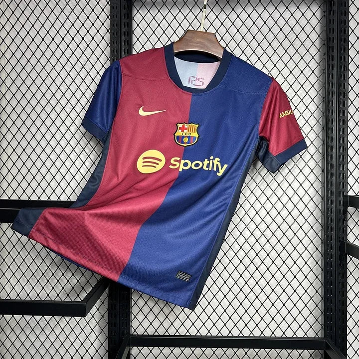 Maillot FC Barcelone 2024/25 Le 12, maillot de football avec logo et détails officiels, vue de face.