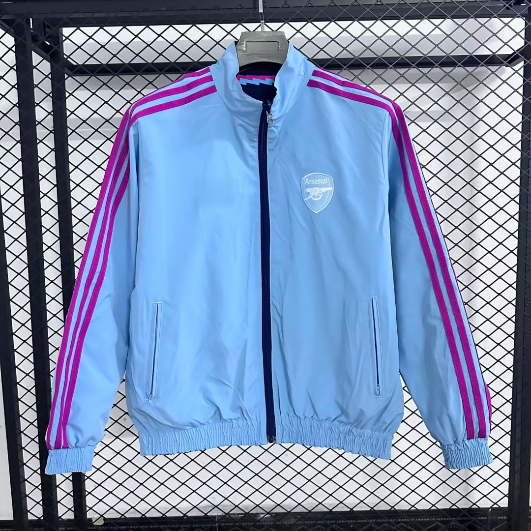 Veste coupe-vent réversible Arsenal Le 12 -ème Maillot, veste sportive avec logo d'équipe, coloris contrastés, tissu léger.