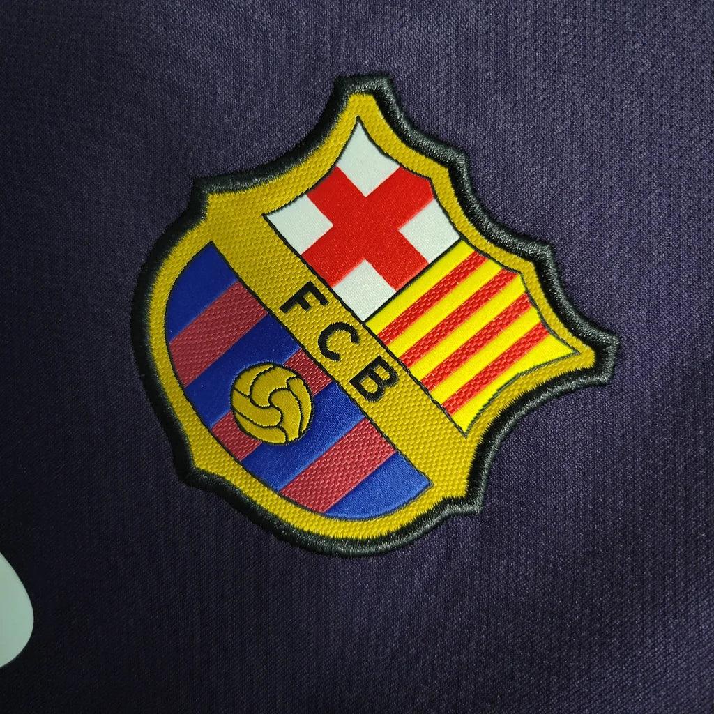Maillot rétro FC Barcelone 2016-2017 Le 12ème Maillot, maillot de football avec logo et design vintage, vue de face