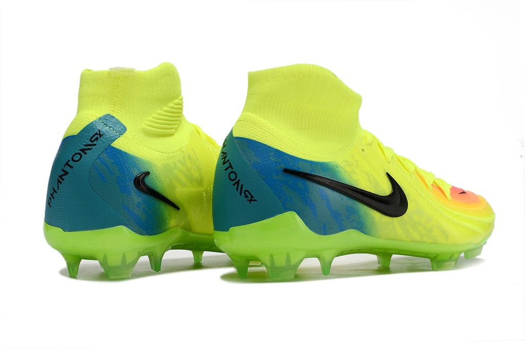 Crampons Nike Mercurial Superfly IX Elite, chaussures de football avec semelles en crampons pour performance optimale.