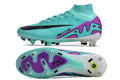 Crampons Nike Mercurial Superfly IX Elite pour football, vue de face avec semelles en acier et design en relief.