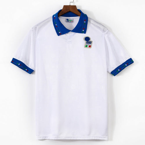 Maillot extérieur rétro de 1994 de l'équipe d'Italie, marque Le 12, affichant les couleurs nationales et le design vintage.