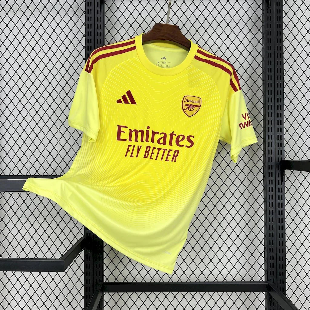 Maillot de gardien Arsenal 2025-26 Le 12-ème Maillot, maillot de football avec logo et détails du club, vue frontale.