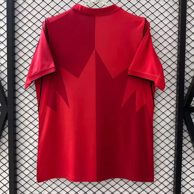 Maillot domicile 25/26 Canada Le 12 -ème Maillot, maillot de football avec logo et design canadien, vue frontale.