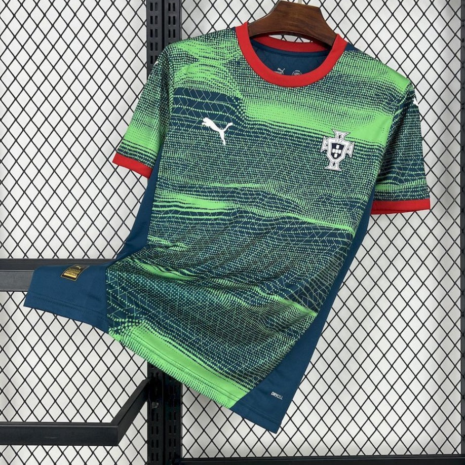 Maillot Portugal 25/26 Le 12 -ème Maillot, maillot de football avec design spécial, vue de face sur fond blanc
