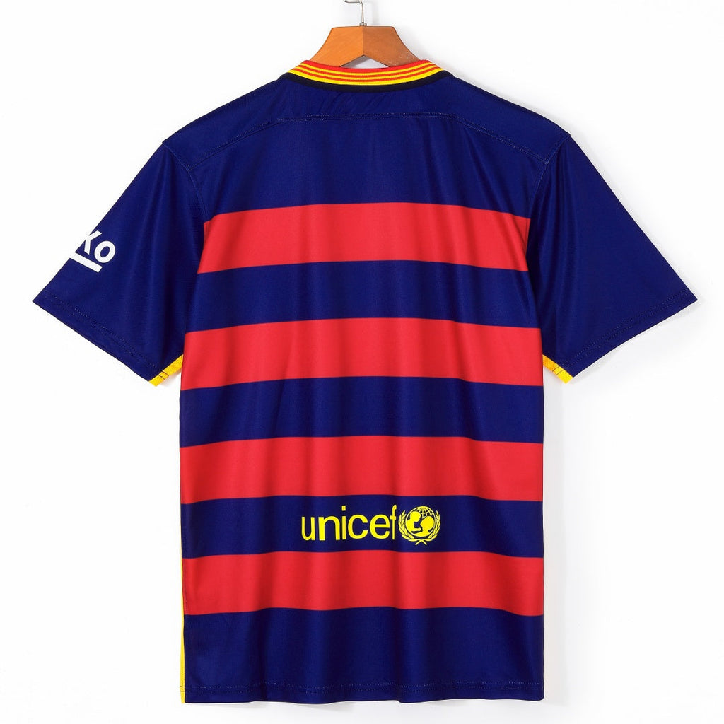 Maillot domicile rétro du FC Barcelone 2015-2016, modèle de la marque Le 12 -ème Maillot, avec logo et détails du maillot.