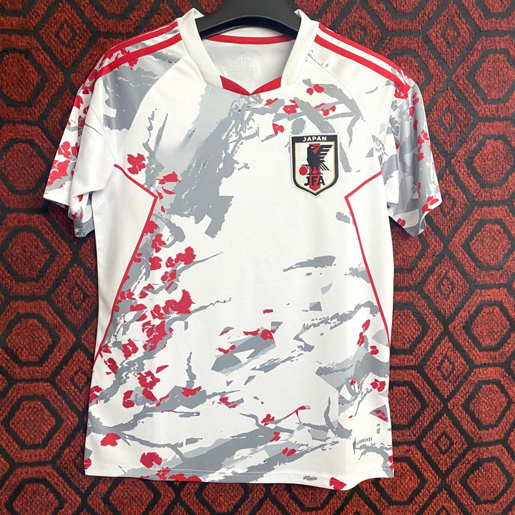 Maillot pour enfants 25/26 ans de la marque Le 12 -ème Maillot, style japonais, couleur spéciale, vue frontale.