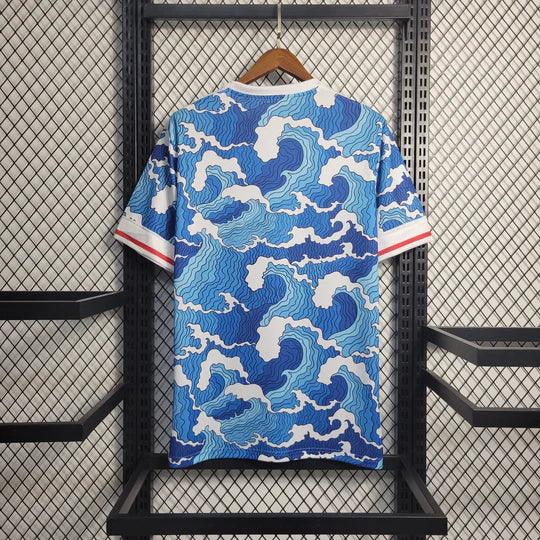 Maillot Japon Édition Spéciale 2022-23 de Le 12, maillot de football avec design unique et logo national japonais.