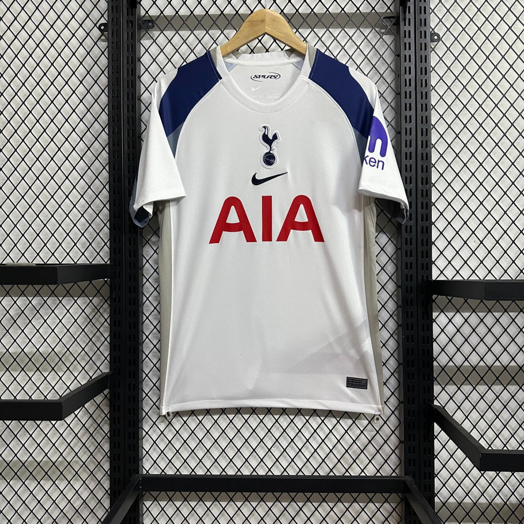 Maillot domicile Tottenham 2025 2026 Le 12 -ème Maillot, maillot de football avec logo et design officiel visible.