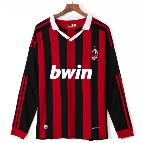 Maillot rétro domicile AC Milan 2009-2010 à manches longues, marque Le 12 -ème Maillot, vue de face.