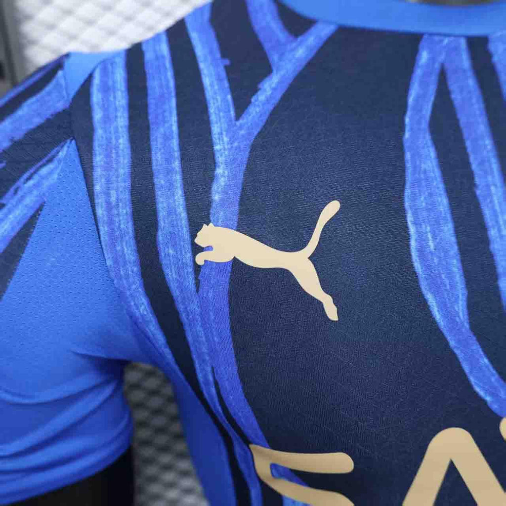 Maillot de football Al Hilal 2025-26, marque Le 12 -ème Maillot, vue de face avec logos et détails du maillot.