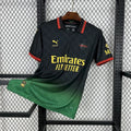 Maillot de football AC Milan 2025-2026 Le 12-ème Maillot, maillot officiel avec logo du club et design moderne.