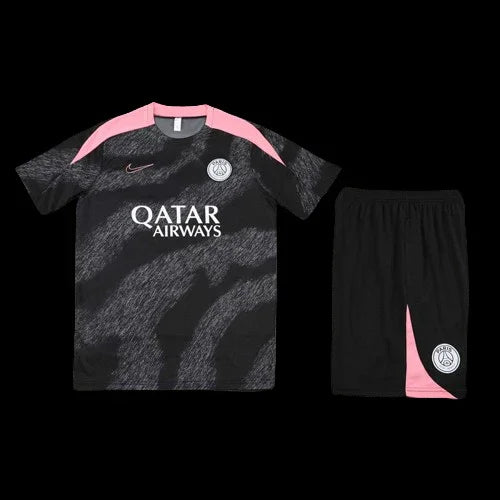 Ensemble PSG Le 12 -ème Maillot, maillot de football bleu et rouge avec logo et détails du club, vue de face.