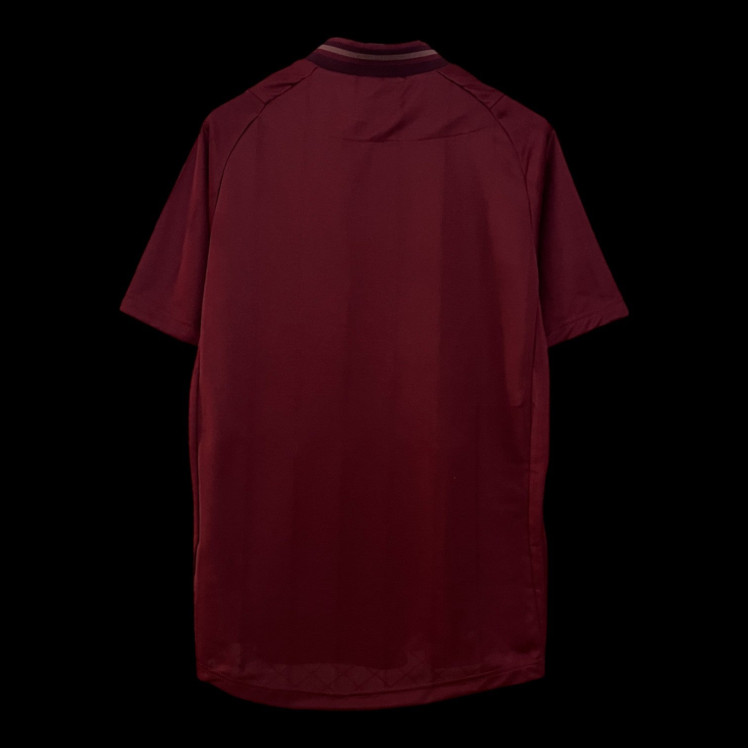 Maillot rétro Manchester City 12/13 de la marque Le 12 -ème Maillot, vue de face avec logo et détails du maillot.